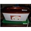 Image 1 : Gigi Wax Warmer - OPEN/OUT OF BOX - SOLD AS IS