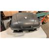 Image 2 : YANES PROPANE STOVE AND PROPANE GRILL WITH 2 DRINK THERMOSES
