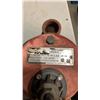 Image 9 : 2 110V SUMP PUMPS, TRAY OF COPPER PIPE STRAPS AND TRAY OF GRINDING DISCS