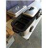 Image 2 : ROASTER, WARMER AND PORTABLE BBQ