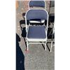 Image 2 : 4 FOLDING CHAIRS