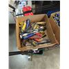 Image 1 : TRAY OF HAND TOOLS