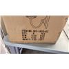 Image 3 : 8 WALL MOUNT LIGHT FIXTURES AND 2 BLINDS - 24 X 45 INCH AND 26 X 64 INCH