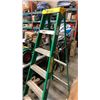 Image 2 : DAVIDSON 6FT A FRAME FIBERGLASS LADDER