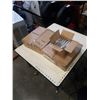 Image 1 : 2 CASES LETTER KEYCHAINS