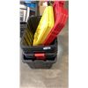 Image 1 : 6 HUSKY TOTES - 5 WITH LIDS