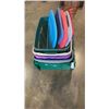 Image 1 : 7 TOTES