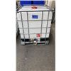 Image 1 : 1000 LITER CONTAINER
