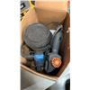 Image 2 : 2 ELECTRIC PAINT GUNS AND SIMONIZ BUFFER