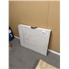 Image 1 : 6 FOOT FOLDING MARKET TABLE