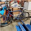 Image 1 : BLUE VELO SPORT BIKE