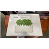 Image 1 : CLICK AND GROW SMART GARDEN INDOOR GARDEN - TESTED WORKING, RETAIL $129