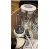 Image 2 : BOX OF BLENDERS AND STEAM COOKER