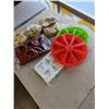 Image 2 : LOT OF NEW SILICONE MOLDS AND BALLOON CELBRATION SETS