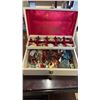 Image 2 : VINTAGE JEWLERY BOX WITH CONTENTS