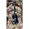 Image 1 : FIRST ACT KIDS GUITAR