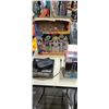 Image 1 : SUPER MARIO CASTLE  AND VINTAGE GAMING ACCESSORIES