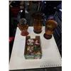 Image 1 : 3 VASES AND LOT OF FLOWER STATUES