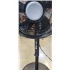 Image 2 : COMFORMATE 2 IN 1 FAN WITH LED DOUBLE SIDED VANITY MIRROR