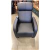 Image 1 : BLACK ELECTRIC MASSAGE CHAIR RECLINER WORKING