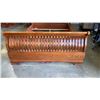 Image 2 : CARVED QUEEN SIZE BED FRAME