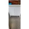 Image 1 : METAL CABINET