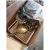 Image 8 : 2 BOXES OF ELECTRONICS AND ESTATE GOODS