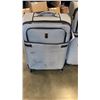 Image 2 : 2 AS NEW LONDON FOG SUITCASES