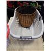 Image 3 : LAUNDRY HAMPERS, WASTE BINS AND WOVEN BASKETS