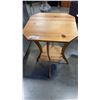 Image 1 : PINE ENDTABLE