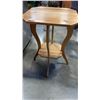 Image 2 : PINE ENDTABLE