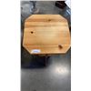 Image 3 : PINE ENDTABLE