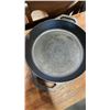 Image 2 : LODGE CAST IRON 2 PIECE CAST IRON GRILLING SET 12"
