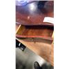 Image 2 : VINTAGE DRESSER TOP MIRROR JEWELRY BOX