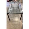 Image 2 : GLASS TOP DINING TABLE