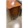 Image 3 : 9 DRAWER DRESSER