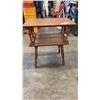 Image 2 : VINTAGE 2 TIER ENDTABLE