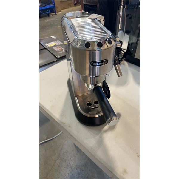 DELONGHI DEDICA DELUXE ESPRESSO MACHINE TESTED AND WORKING, RETAIL $299