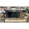 Image 1 : PANASONIC GENIUS INVERTER MICROWAVE