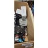 Image 3 : BOX OF VARIOUS WORKING ELECTRONICS AND CORDS