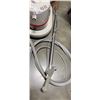 Image 3 : BISSEL CARPET CLEANER AND LIGHT FIXTURE