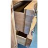 Image 7 : WOOD 3 DRAWER DRESSER