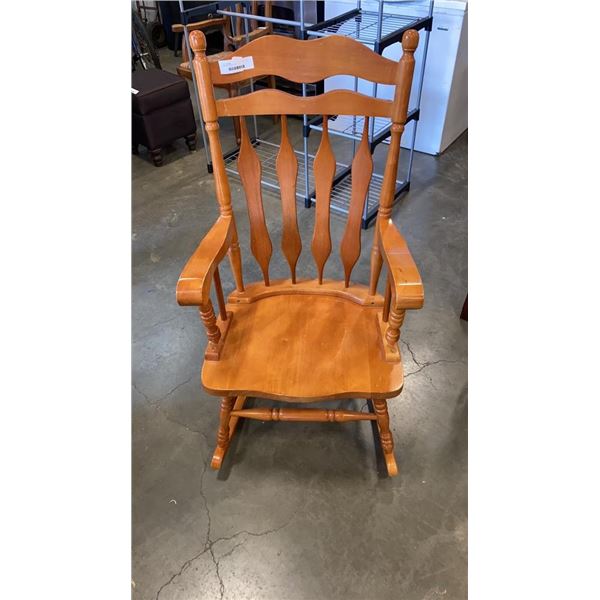 MAPLE ROCKING CHAIR