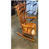 Image 2 : MAPLE ROCKING CHAIR