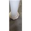 Image 8 : 2 PLANTERS AND PEDESTAL