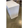 Image 2 : WHITE KENMORE DEEP FREEZE