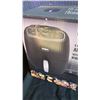 Image 2 : BELLA PRO SERIES 4 QT AIR FRYER WITH TOUCHSCREEN - TESTED WORKING, RETAIL $179