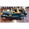 Image 1 : HAND CRAFTED WOOD ANTIQUE CAR MODEL