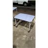 Image 2 : 2 HERMAN MILLER ADJUSTABLE HEIGHT ROLLING WORKSTATION / STANDS - BLUE