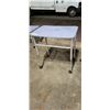 Image 8 : 2 HERMAN MILLER ADJUSTABLE HEIGHT ROLLING WORKSTATION / STANDS - BLUE